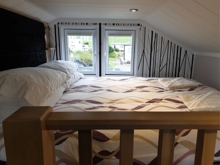 luxury S Pod bedroom Machrihanish Holiday Park